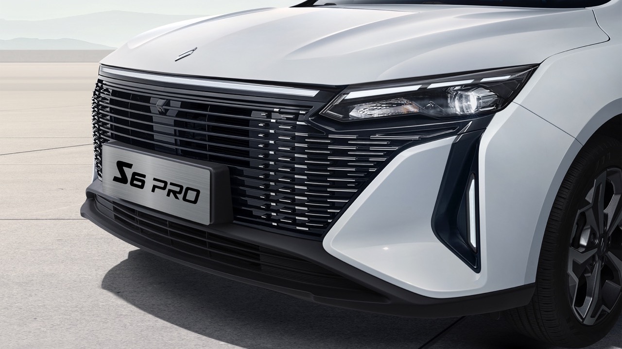 LIVAN S6PRO Яркий и динамичный